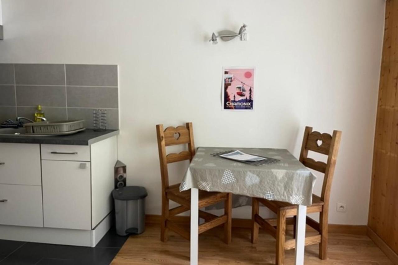 Studio With Balcony In Chamonix Apartman Kültér fotó